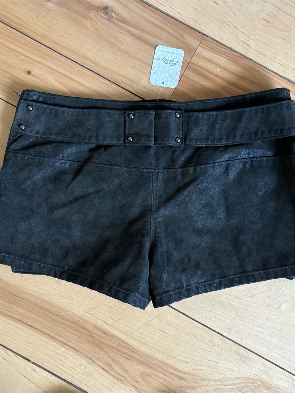 Free People We The Free Black Vegan Suede Micro Mini Cargo Skort Size 4 - Picture 7 of 15